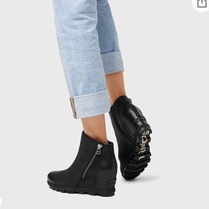 Sorel Joan of Arctic Wedge II | lightly worn, great condition